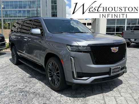 Used 2021 Cadillac Escalade ESV Sport RWD image 1