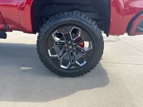 New 2024 GMC Sierra 1500 AT4 w/ Technology Package image 18