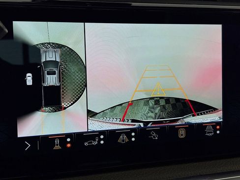 Certified 2024 GMC Sierra 3500 Denali w/ Denali Reserve Package image 18