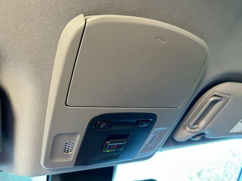 Used 2024 Toyota Camry SE FWD image 26