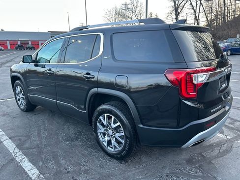 Used 2023 GMC Acadia SLT w/ Technology Package image 3
