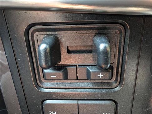 Used 2023 Ford F150 Lariat w/ Equipment Group 502A High AWD/4WD image 39