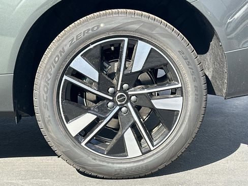 New 2026 Volvo XC60 B5 Core w/ Climate Package image 23