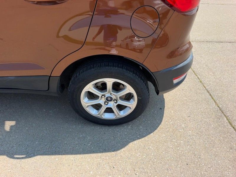 Used 2019 Ford EcoSport SE FWD image 6