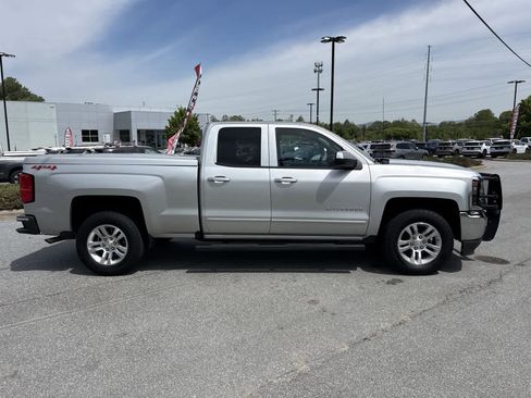 Used 2019 Chevrolet Silverado 1500 LT w/ All Star Edition AWD/4WD image 5