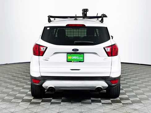 Used 2019 Ford Escape SE FWD image 8