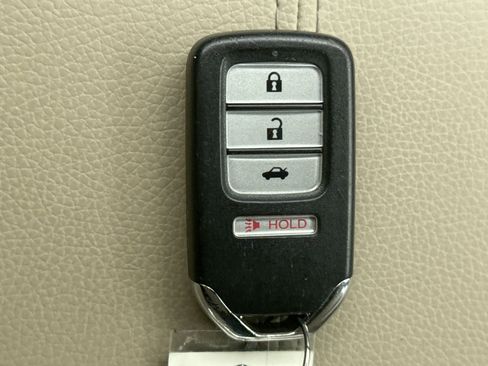 Used 2015 Honda Accord EX-L image 10