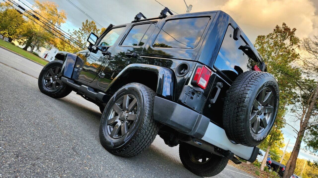 Used 2015 Jeep Wrangler Unlimited Sahara AWD/4WD image 4