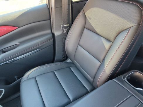 Used 2024 Chevrolet Traverse Z71 w/ Enhanced Driving Package image 17