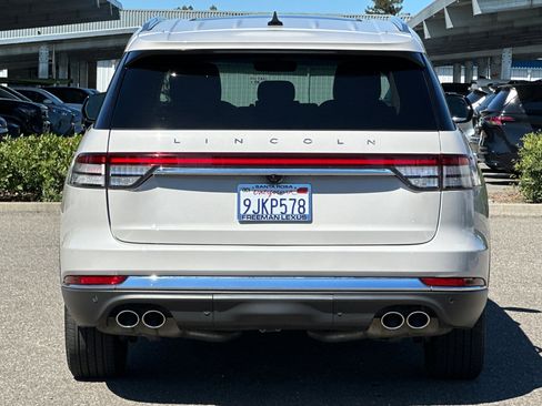 Used 2023 Lincoln Aviator Reserve w/ Elements Package Plus image 5