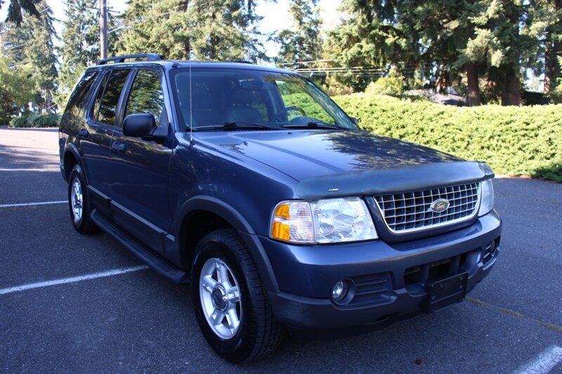 Used 2003 Ford Explorer XLT AWD/4WD image 2