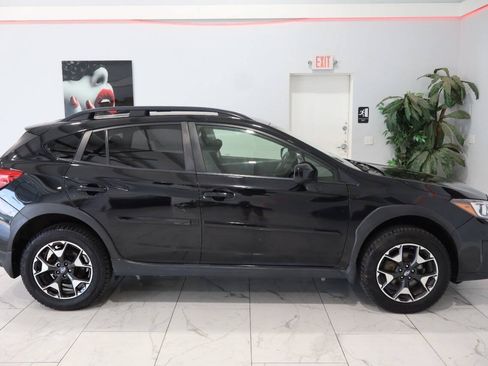Used 2019 Subaru Crosstrek 2.0i Premium AWD/4WD image 3