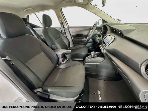 Certified 2025 Nissan Kicks Play S FWD image 25