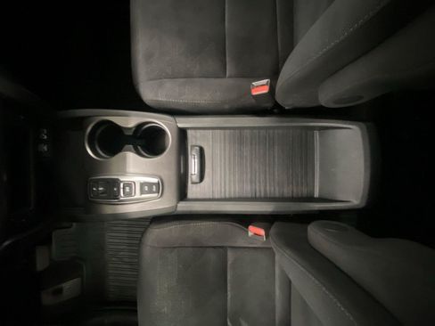 Used 2022 Honda Pilot Sport image 25