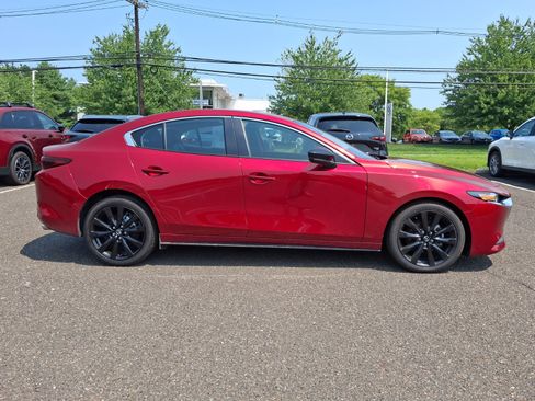Certified 2025 MAZDA MAZDA3 s FWD image 8