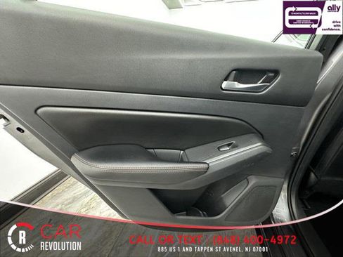Used 2022 Nissan Altima 2.5 SR AWD/4WD image 35