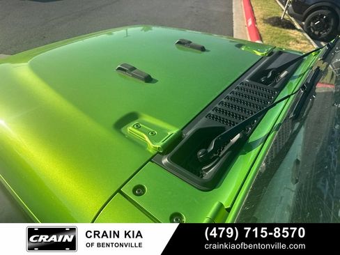 Used 2025 Jeep Wrangler Sport AWD/4WD image 40