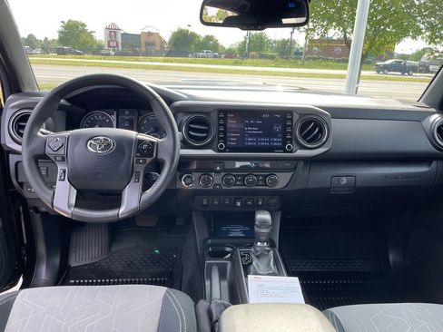 Used 2023 Toyota Tacoma TRD Sport w/ Advanced Technology Package AWD/4WD image 10