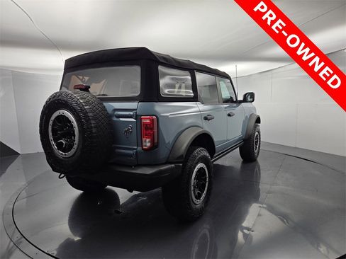 Used 2022 Ford Bronco Black Diamond w/ Sasquatch Package image 9