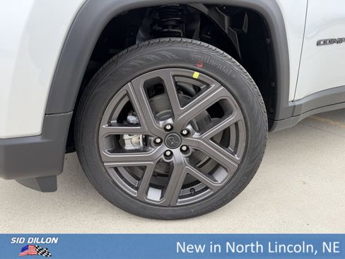 New 2026 Jeep Compass Limited image 5