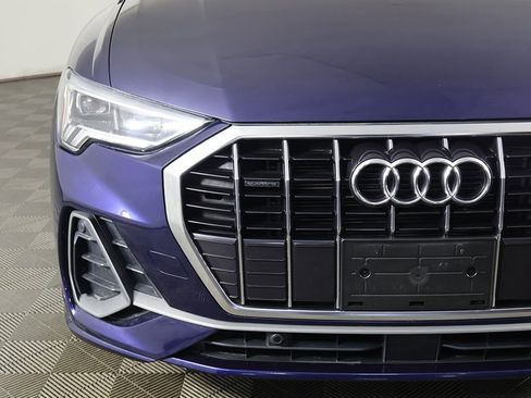 Used 2023 Audi Q3 2.0T Premium w/ Convenience Package image 12