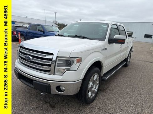 Used 2014 Ford F150 Lariat w/ Equipment Group 502A Luxury AWD/4WD image 9