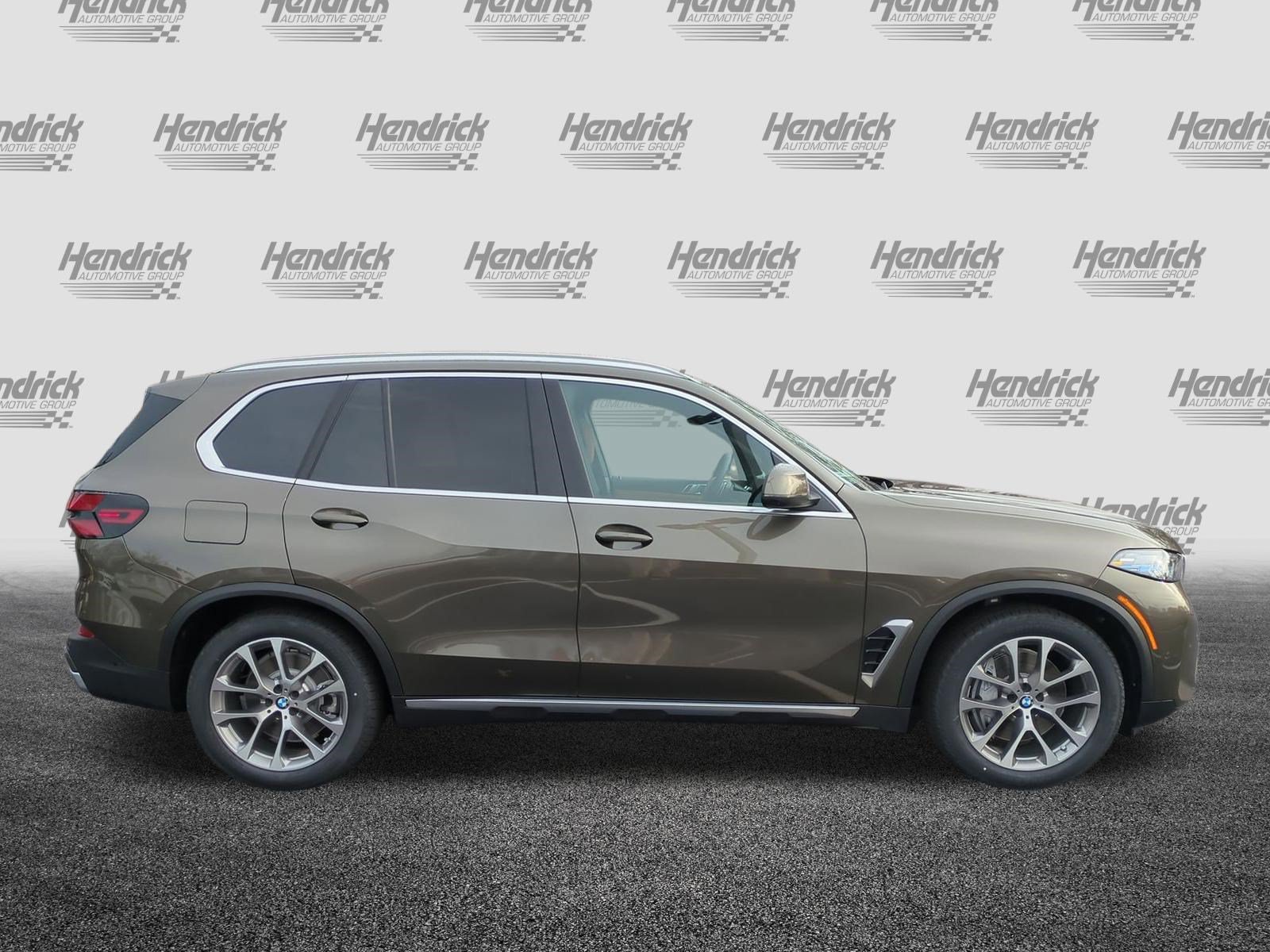 Certified 2026 BMW X5 xDrive50e AWD/4WD image 11