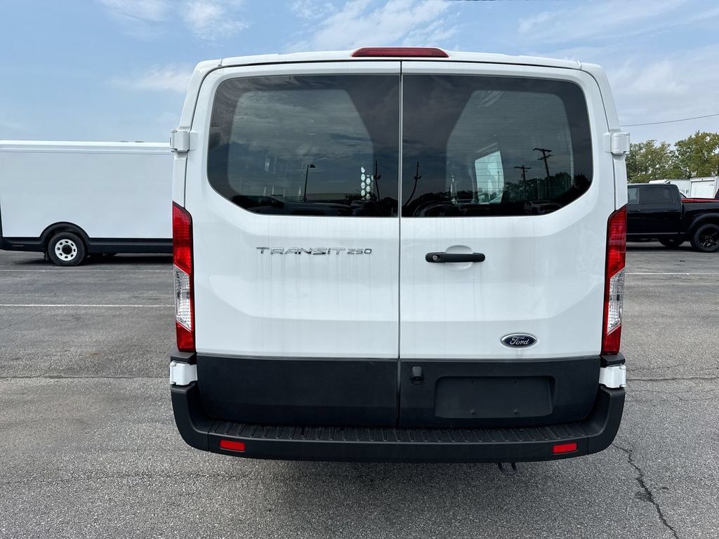 Used 2025 Ford Transit 250 Low Roof w/ Exterior Upgrade Package RWD image 4