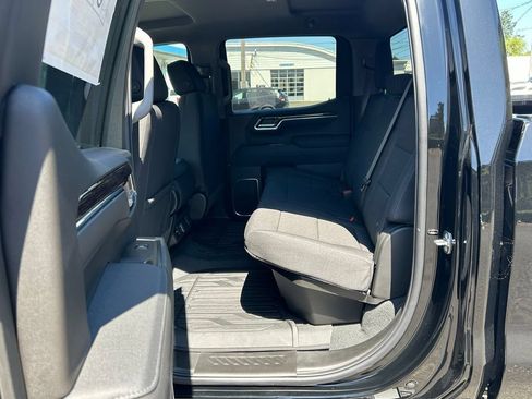 New 2026 GMC Sierra 1500 SLE w/ X31 Off-Road Package AWD/4WD image 38