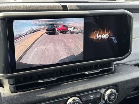 New 2026 Jeep Wrangler Unlimited Sport image 21