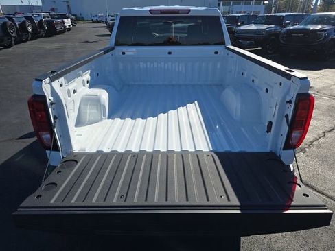 Used 2025 GMC Sierra 1500 Elevation image 25