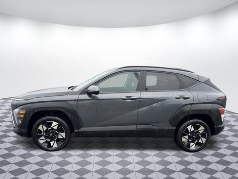 Used 2024 Hyundai Kona SEL image 4