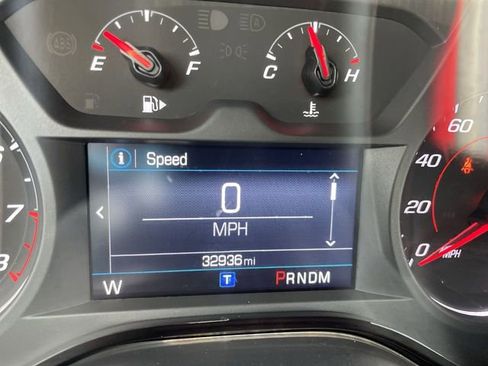 Used 2024 Chevrolet Camaro LT w/ Redline Edition RWD image 12