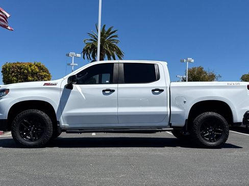 Used 2023 Chevrolet Silverado 1500 LT Trail Boss w/ Protection Package AWD/4WD image 8