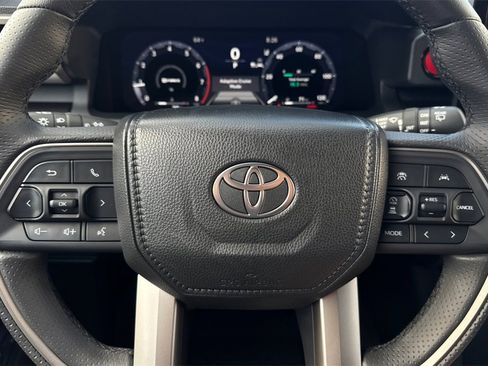 Used 2025 Toyota 4Runner TRD Off-Road Premium image 27