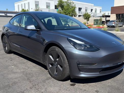 Used 2023 Tesla Model 3 Standard Range RWD image 7