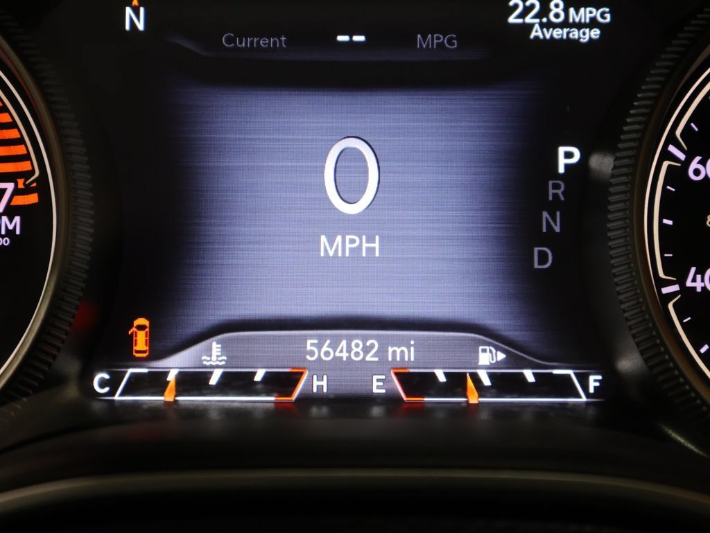 Used 2020 Jeep Cherokee Trailhawk w/ Cold Weather Group AWD/4WD image 43