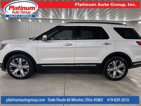 Used 2019 Ford Explorer Platinum image 2