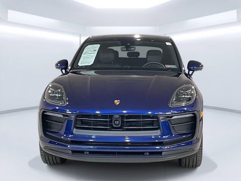 Certified 2026 Porsche Macan Turbo AWD/4WD image 9