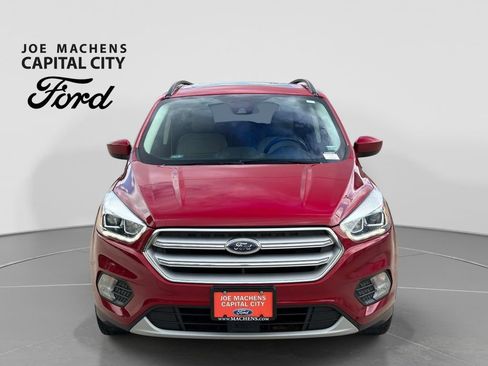 Used 2018 Ford Escape SEL w/ Ford Safe & Smart Package FWD image 10