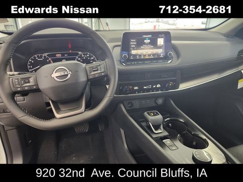 New 2026 Nissan Rogue SV w/ Cold Weather Package image 18