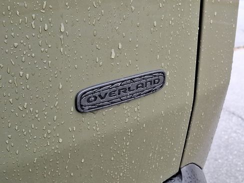 New 2026 Jeep Cherokee Overland image 6