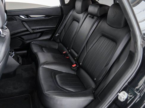Used 2016 Maserati Quattroporte S RWD image 38