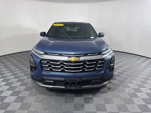 New 2026 Chevrolet Equinox LT w/ Convenience Package II FWD image 8