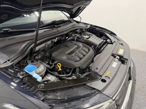 Used 2024 Volkswagen Tiguan SE R-Line FWD image 54
