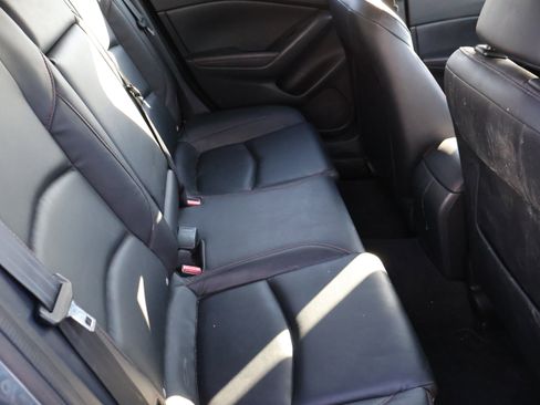 Used 2015 MAZDA MAZDA3 i Grand Touring image 12