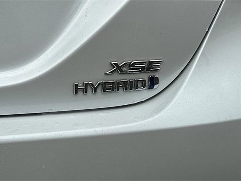 Used 2021 Toyota Camry XSE image 27