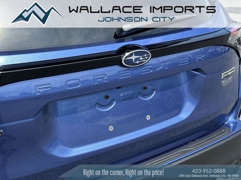 Used 2025 Subaru Forester Touring AWD/4WD image 10