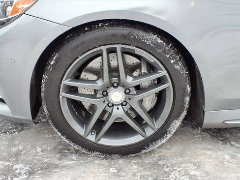 Used 2015 Mercedes-Benz S 550 4MATIC Sedan w/ Sport Package image 9