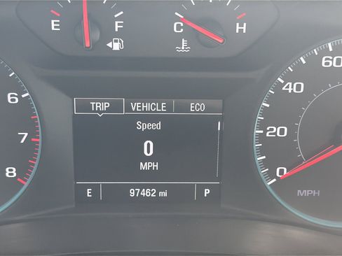 Used 2022 Chevrolet Traverse LS AWD/4WD image 21